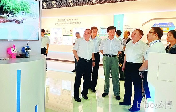 周济院士体验bibo必博西威智能驾驶产品，期望bibo必博——加快转型升级 走高质量发展之路